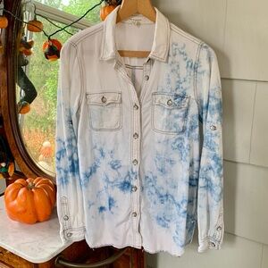 life in progress White and Light Blue Tie-Dye Button Down Shirt